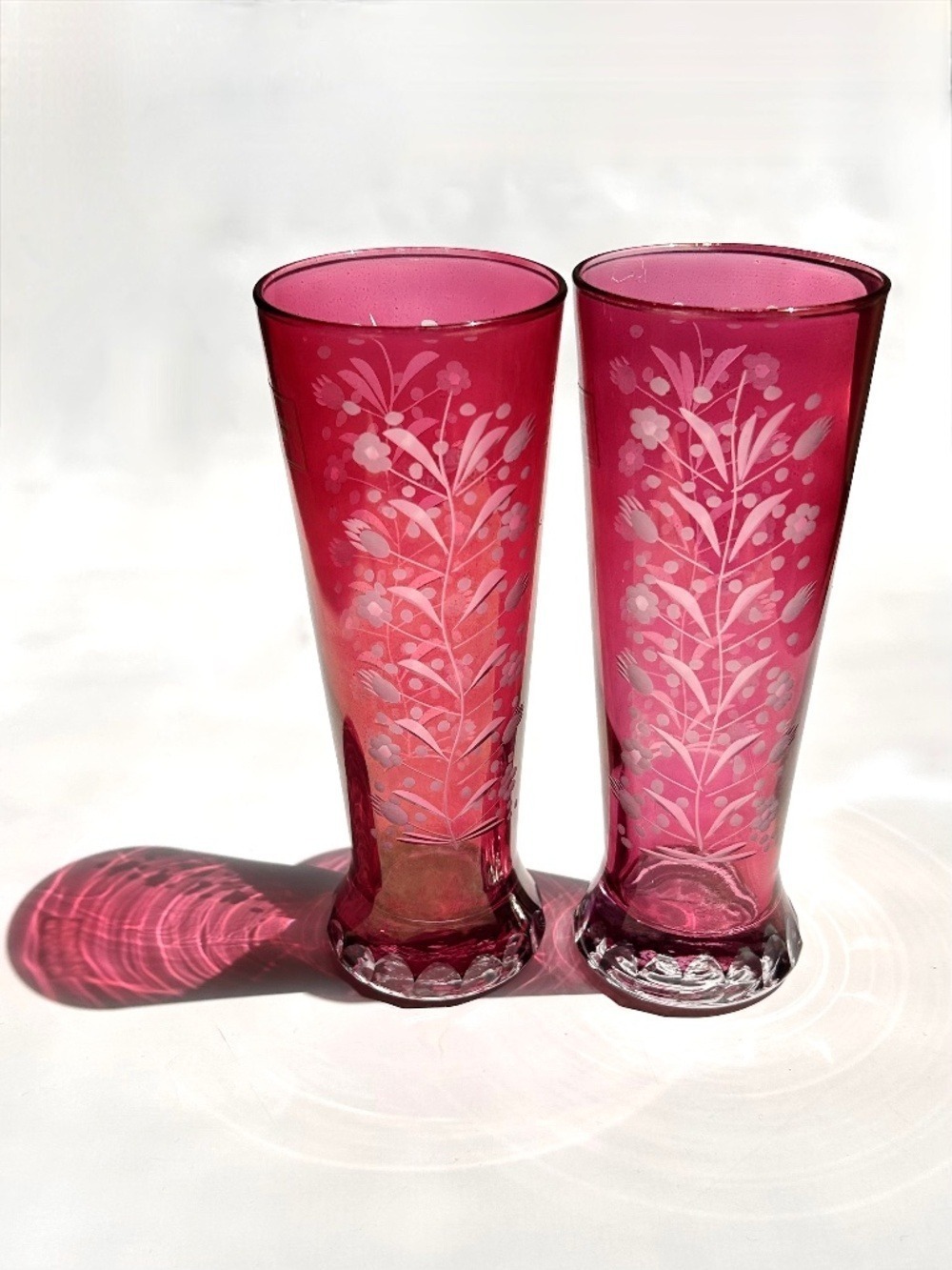 NWT A Pair of Laura Ashley England Home Cranberry Etched Vases Rare